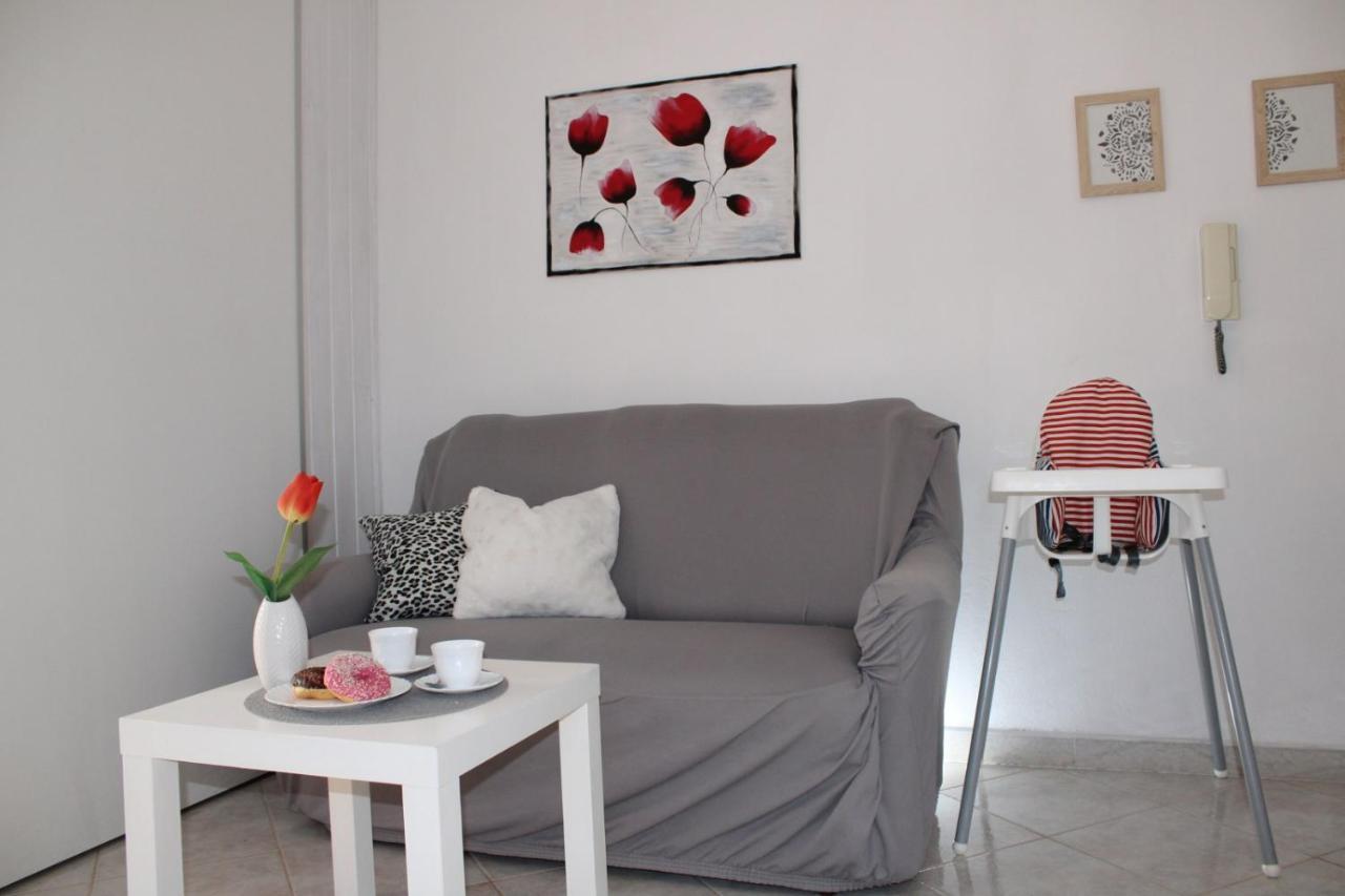 Lily'S Lovely Apartments فاجانا المظهر الخارجي الصورة