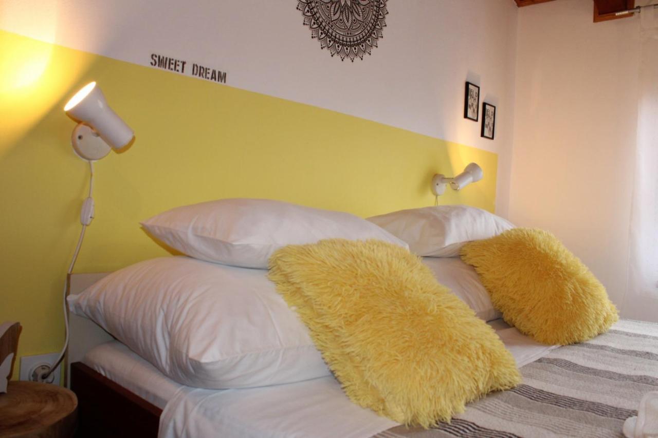 Lily'S Lovely Apartments فاجانا المظهر الخارجي الصورة