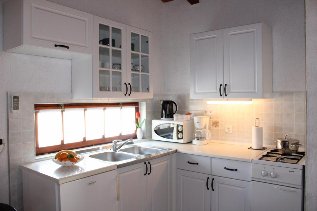 Lily'S Lovely Apartments فاجانا المظهر الخارجي الصورة