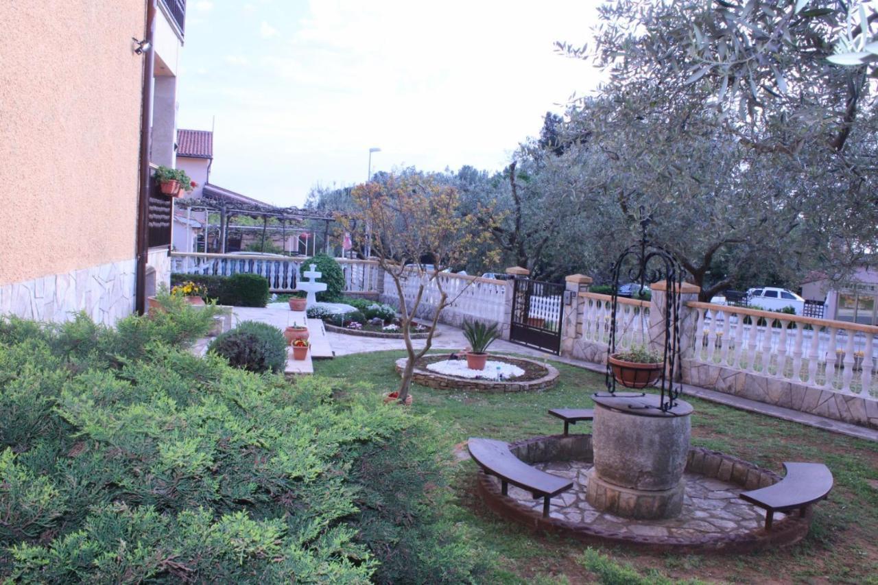 Lily'S Lovely Apartments فاجانا المظهر الخارجي الصورة