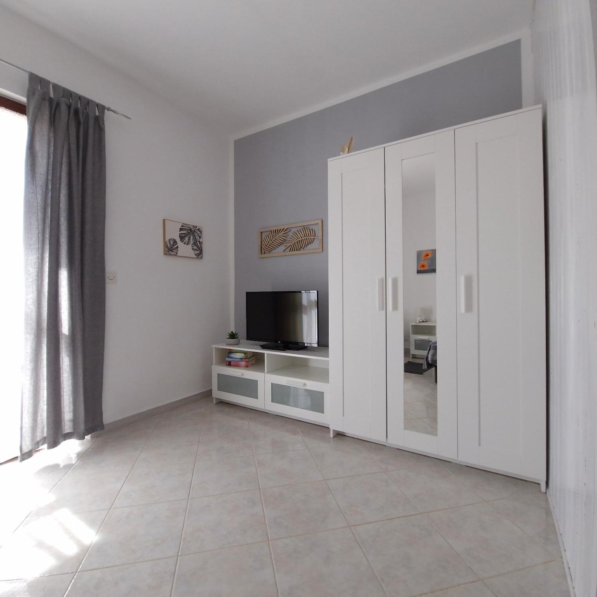 Lily'S Lovely Apartments فاجانا المظهر الخارجي الصورة